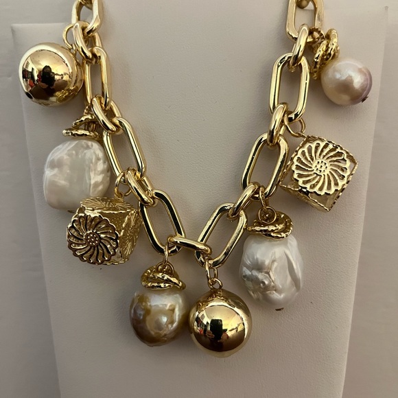 Charm Bracelet - Picture 11 of 15